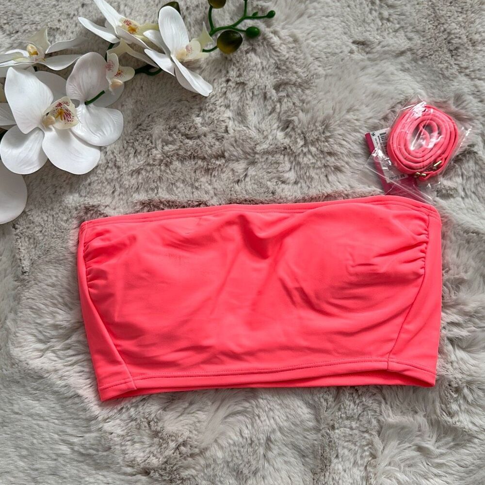 Xhilaration Bandeau Top in Coral Size M